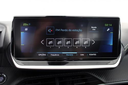 Peugeot e-208 - Photo 22