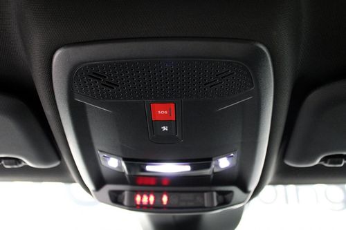 Peugeot e-208 - Photo 33