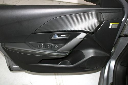 Peugeot e-208 - Photo 9