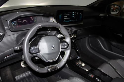 Peugeot e-208 - Photo 11