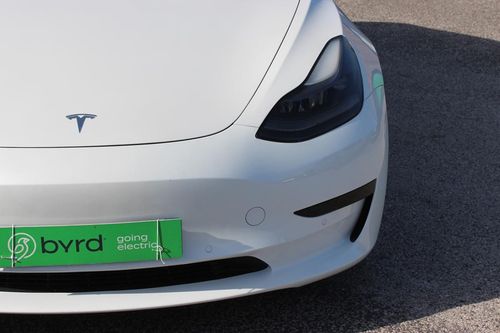 Tesla Model 3 - Photo 6