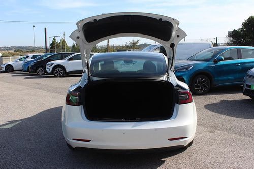 Tesla Model 3 - Photo 14