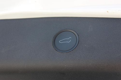 Tesla Model 3 - Photo 15