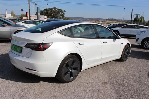 Tesla Model 3 - Photo 16