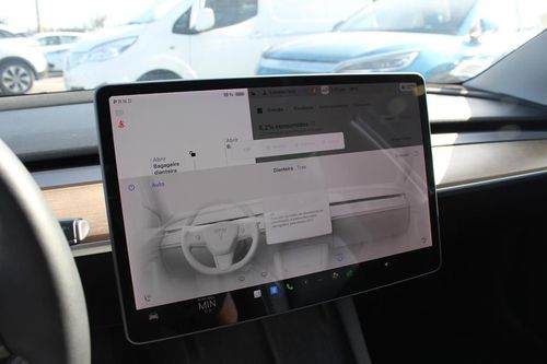 Tesla Model 3 - Photo 34