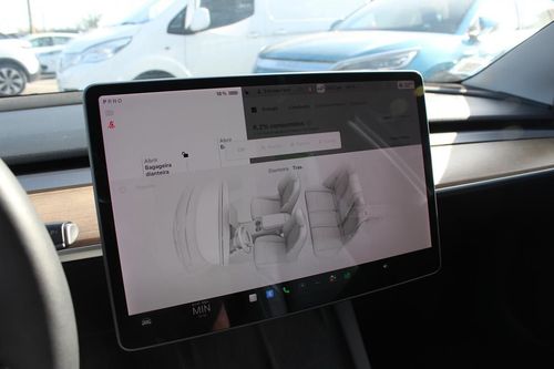 Tesla Model 3 - Photo 35