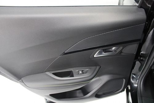 Peugeot e-2008 - Photo 12