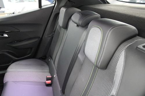 Peugeot e-2008 - Photo 13
