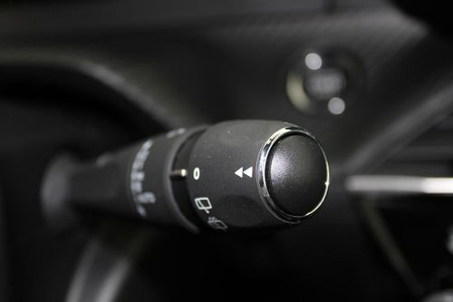 Peugeot e-2008 - Photo 22
