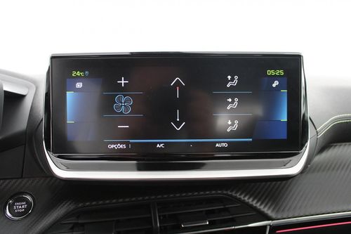 Peugeot e-2008 - Photo 24