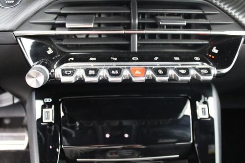 Peugeot e-2008 - Photo 30