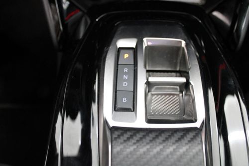 Peugeot e-2008 - Photo 31