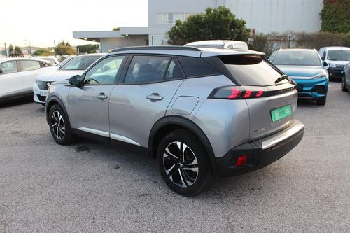 Peugeot e-2008 - Photo 8