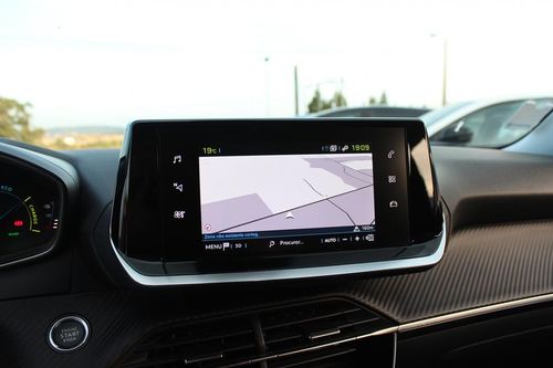 Peugeot e-2008 - Photo 22