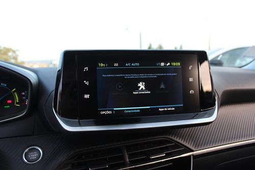 Peugeot e-2008 - Photo 26