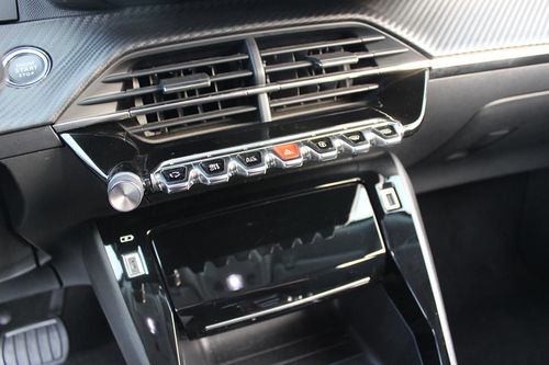 Peugeot e-2008 - Photo 28