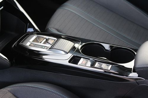 Peugeot e-2008 - Photo 30