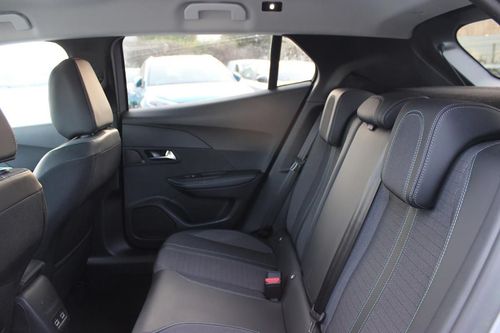 Peugeot e-2008 - Photo 38