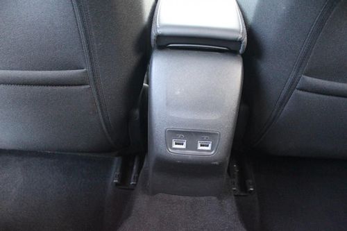 Peugeot e-2008 - Photo 36