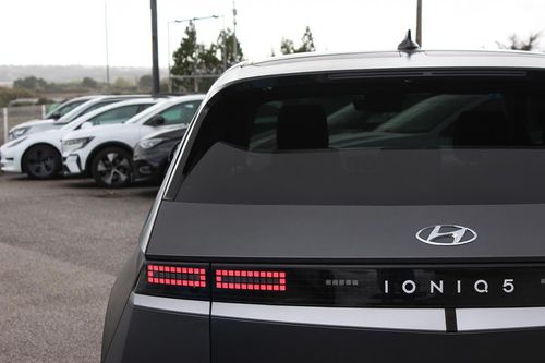 Hyundai Ioniq 5 - Photo 13