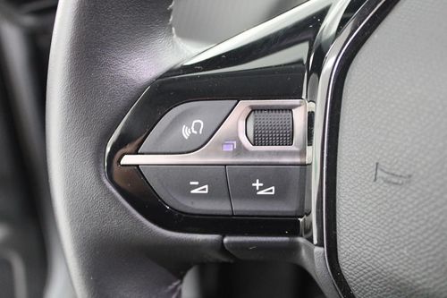 Peugeot e-2008 - Photo 15