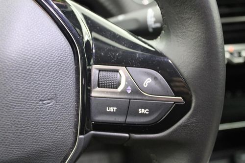 Peugeot e-2008 - Photo 16