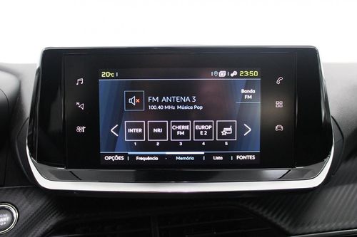 Peugeot e-2008 - Photo 21