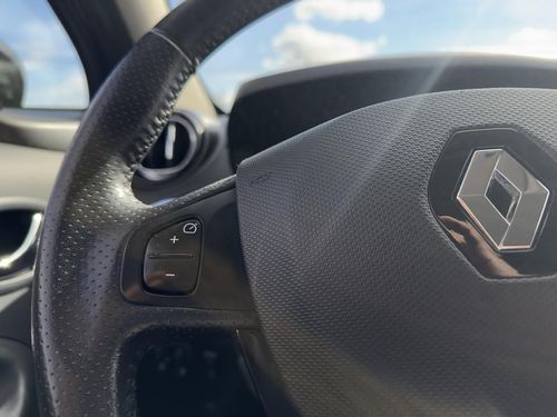 Renault Zoe - Photo 16