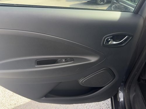 Renault Zoe - Photo 25