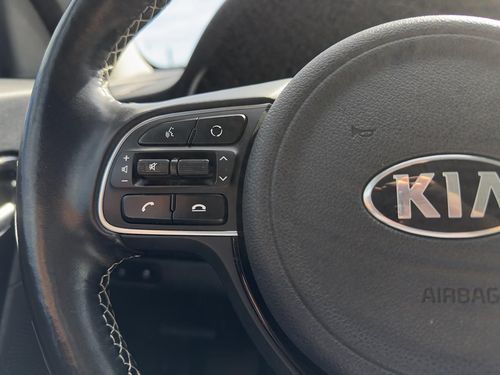 Kia e-Niro - Photo 22