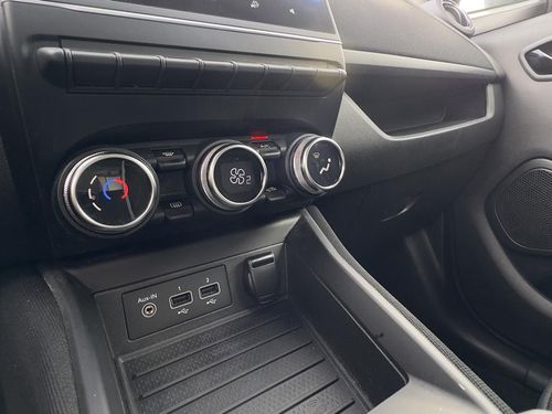 Renault Zoe - Photo 25