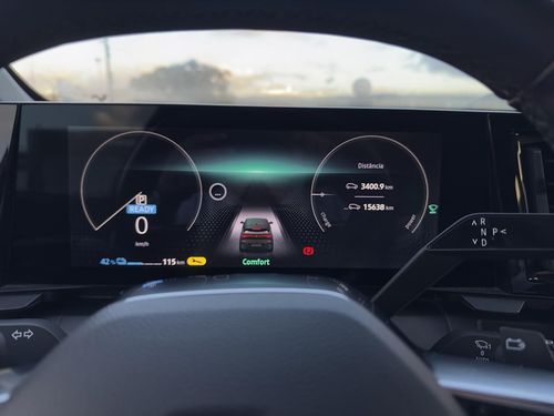 Renault Mégane E-Tech - Photo 24