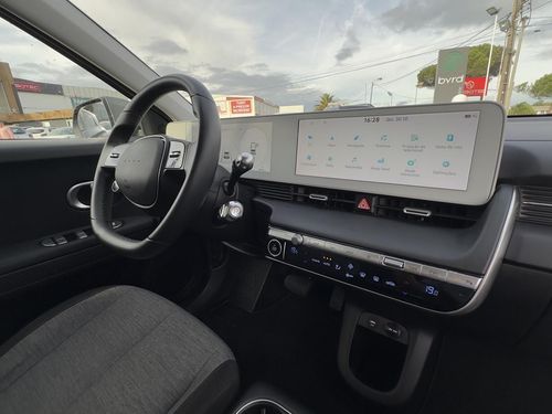 Hyundai Ioniq 5 - Photo 35