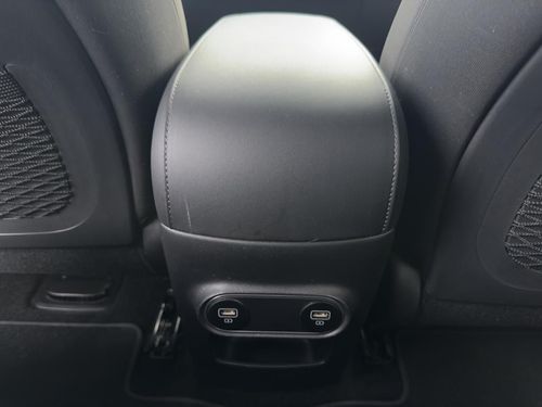 Hyundai Ioniq 5 - Photo 38