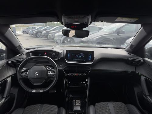 Peugeot e-2008 - Photo 17