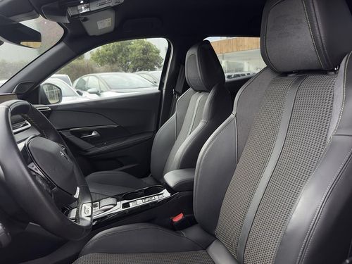 Peugeot e-2008 - Photo 19