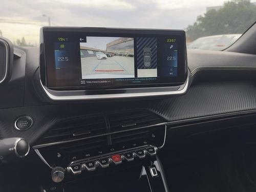 Peugeot e-2008 - Photo 21