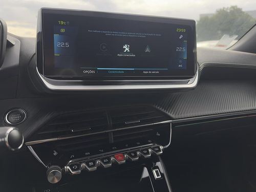 Peugeot e-2008 - Photo 26