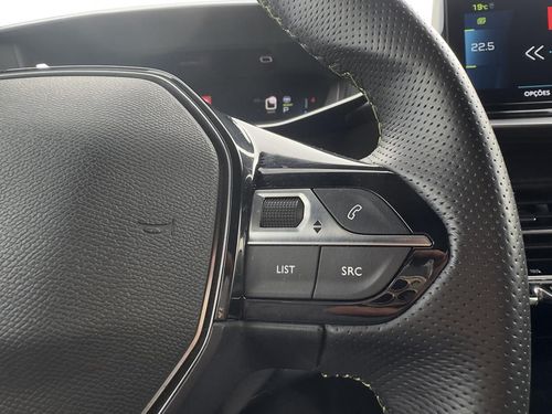 Peugeot e-2008 - Photo 36