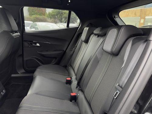 Peugeot e-2008 - Photo 40