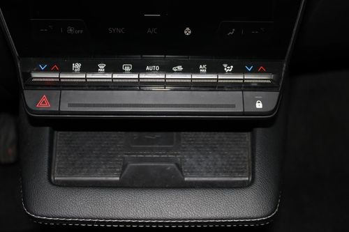 Renault Mégane E-Tech - Photo 22