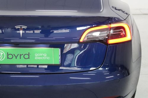 Tesla Model 3 - Photo 6