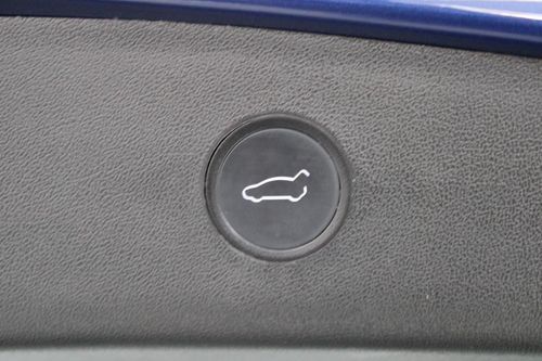 Tesla Model 3 - Photo 9