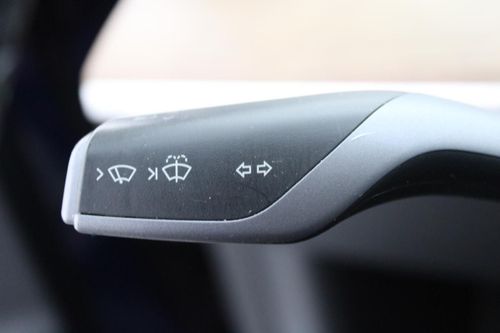 Tesla Model 3 - Photo 18