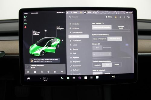 Tesla Model 3 - Photo 23