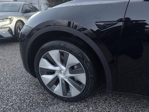 Tesla Model Y - Photo 6