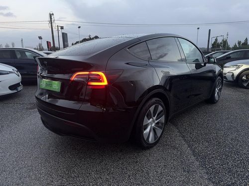 Tesla Model Y - Photo 15