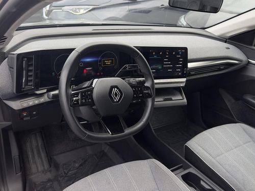 Renault Mégane E-Tech - Photo 16