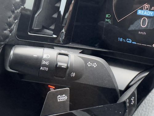 Renault Mégane E-Tech - Photo 32