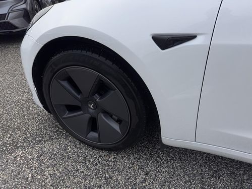 Tesla Model 3 - Photo 6